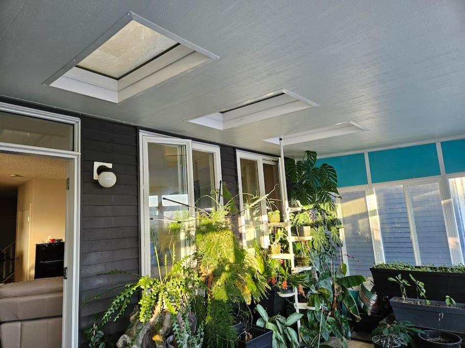 YYC 3 Bedroom Detached House מראה חיצוני תמונה